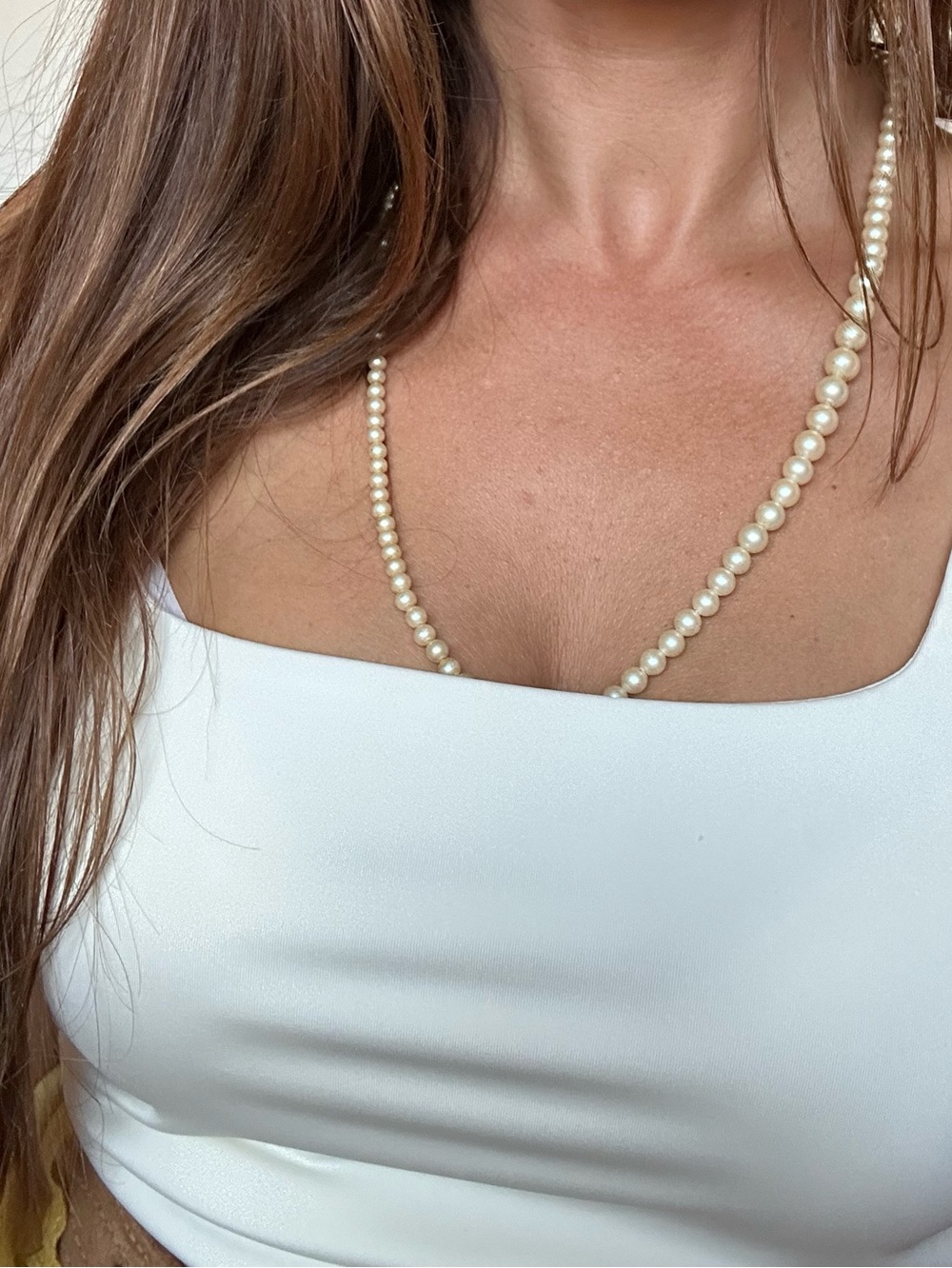 Classic Ivory Pearl Necklace Timeless Women’s Jewelry VTG vintage costume faux p